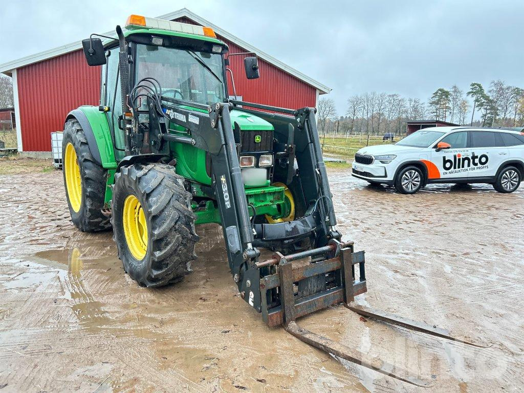 JOHN DEERE 6320E - Traktor: slika 3 JOHN DEERE 6320E - Traktor: slika 3
