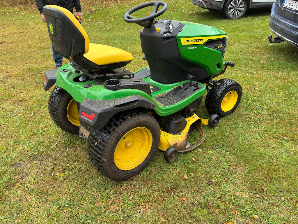John Deere X167 - Vrtna kosilnica: slika 5 John Deere X167 - Vrtna kosilnica: slika 5