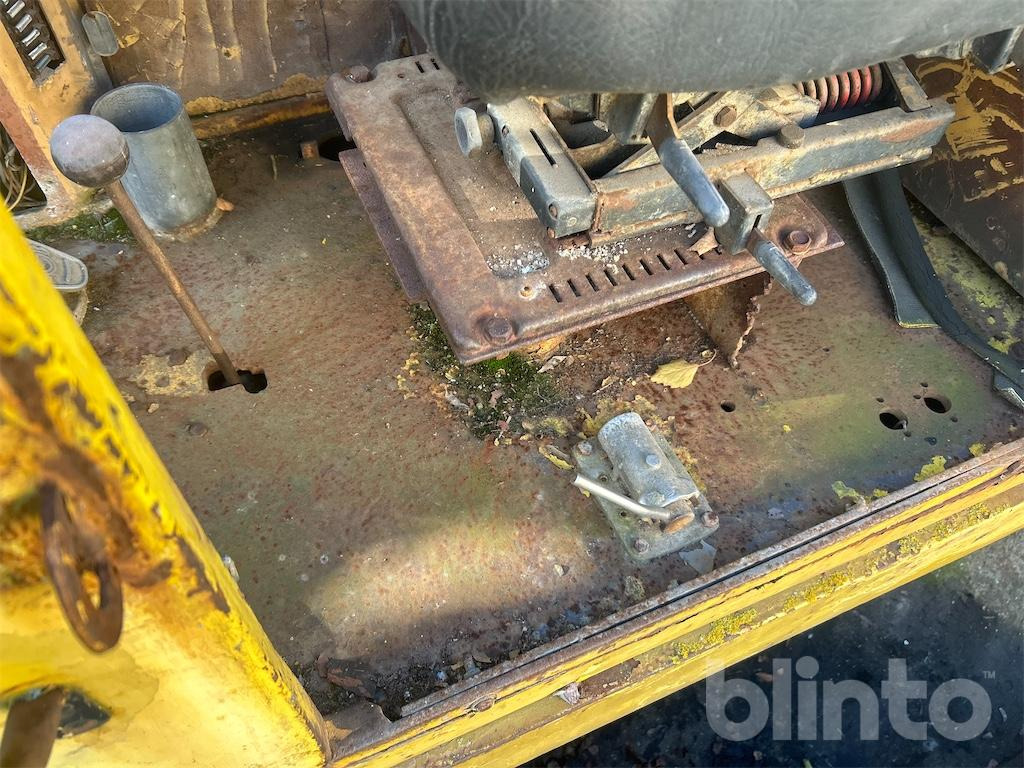 Bager na kolesih Liebherr A901: slika 32 Bager na kolesih Liebherr A901: slika 32