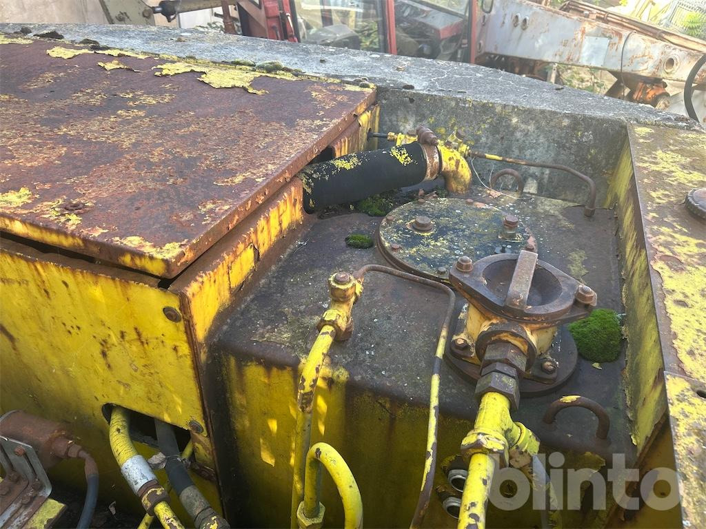 Bager na kolesih Liebherr A901: slika 37 Bager na kolesih Liebherr A901: slika 37