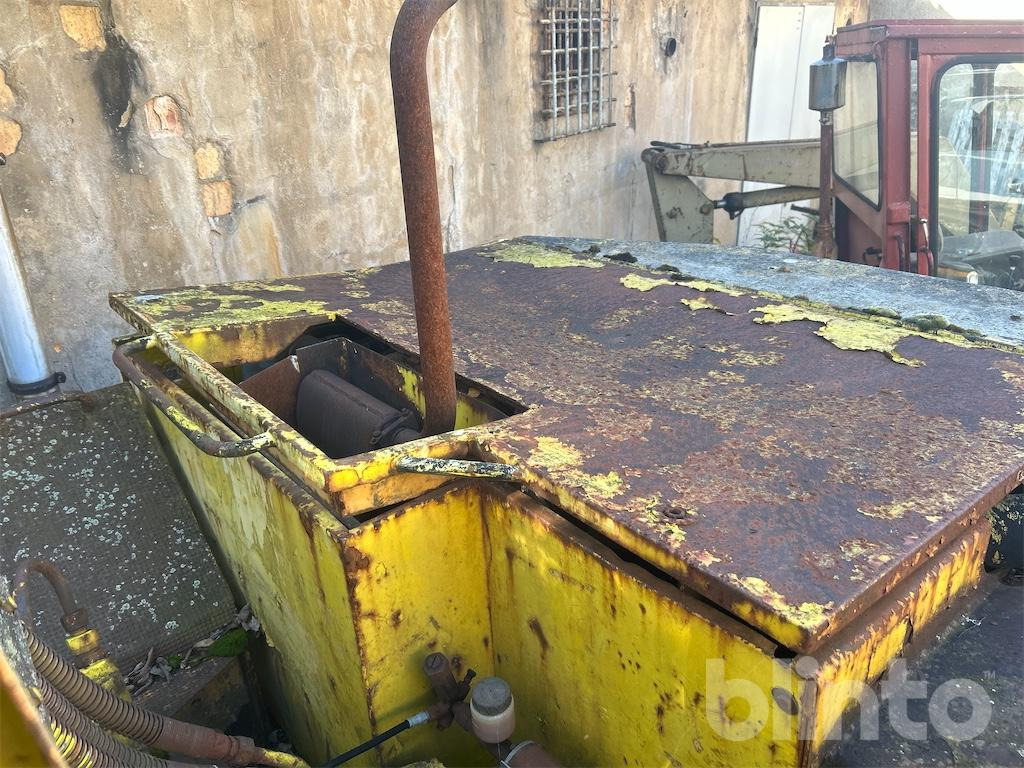 Bager na kolesih Liebherr A901: slika 40 Bager na kolesih Liebherr A901: slika 40