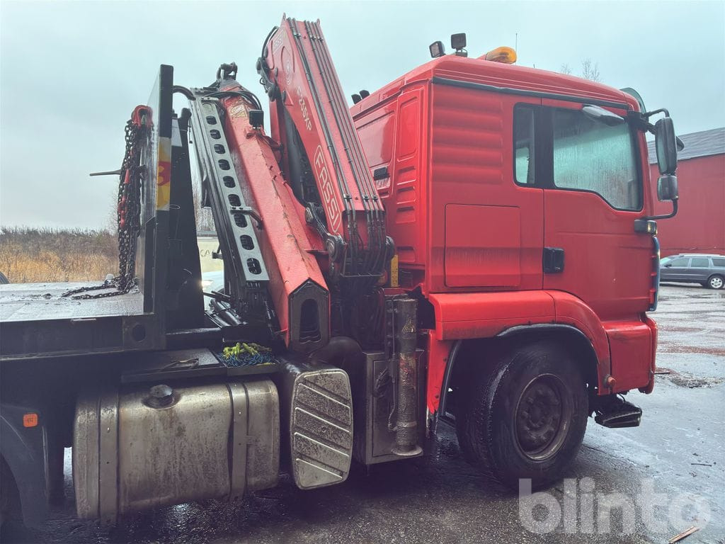 MAN TGA 35.480 8X4-4 BL - Kotalni prekucni tovornjak, Tovornjak z dvigalom: slika 4 MAN TGA 35.480 8X4-4 BL - Kotalni prekucni tovornjak, Tovornjak z dvigalom: slika 4