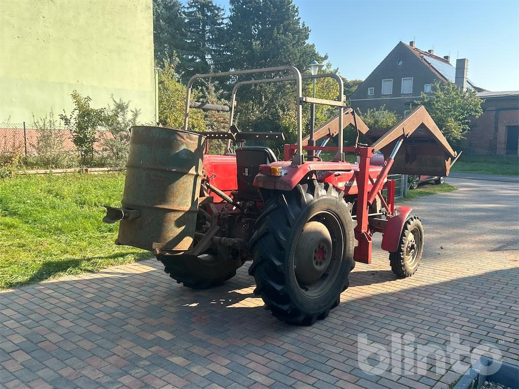 Massey-Ferguson MF 135 (1970) - Mini traktor: slika 3 Massey-Ferguson MF 135 (1970) - Mini traktor: slika 3