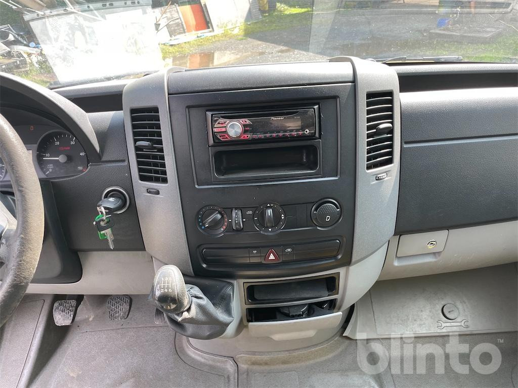 Tovornjak s hrano Mercedes Benz Sprinter: slika 26