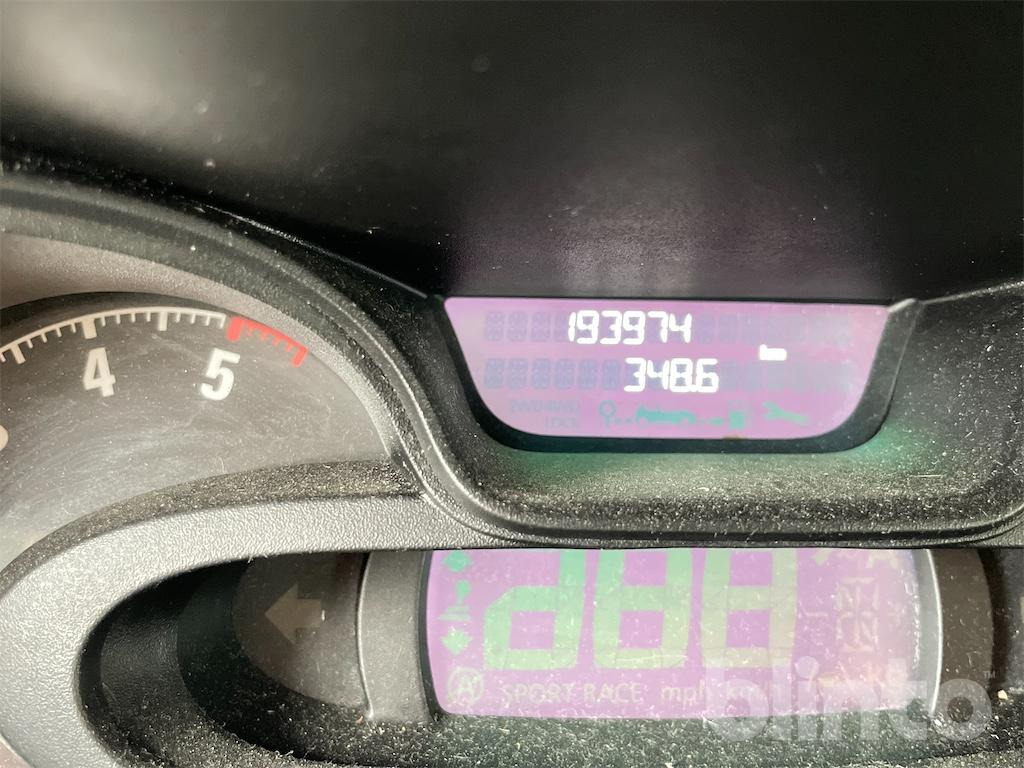 Opel Vivaro (2016) - Furgon: slika 5 Opel Vivaro (2016) - Furgon: slika 5