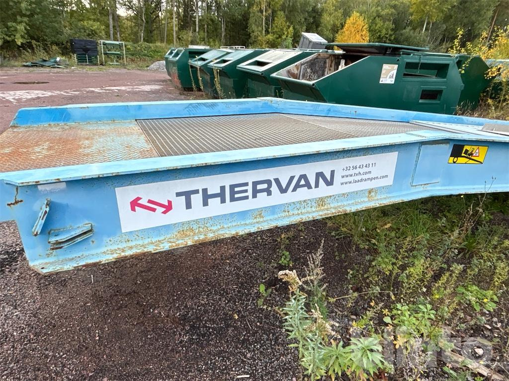 Thervan 10 ton - Nakladalna rampa: slika 3 Thervan 10 ton - Nakladalna rampa: slika 3