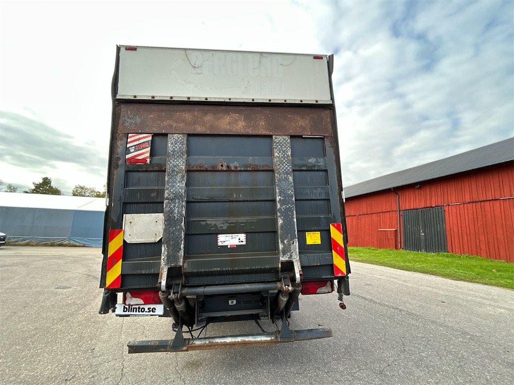 Tovornjak SCANIA P270DB4X2MNB: slika 6