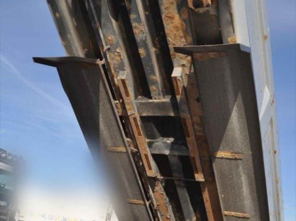 SCANIA R560LB8X4*4HNB - Tovornjak: slika 3 SCANIA R560LB8X4*4HNB - Tovornjak: slika 3