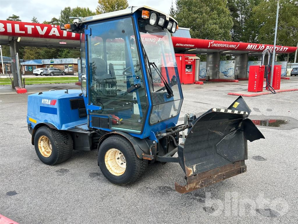 VITRA 2060 - Vozilo za zimsko službo: slika 3 VITRA 2060 - Vozilo za zimsko službo: slika 3