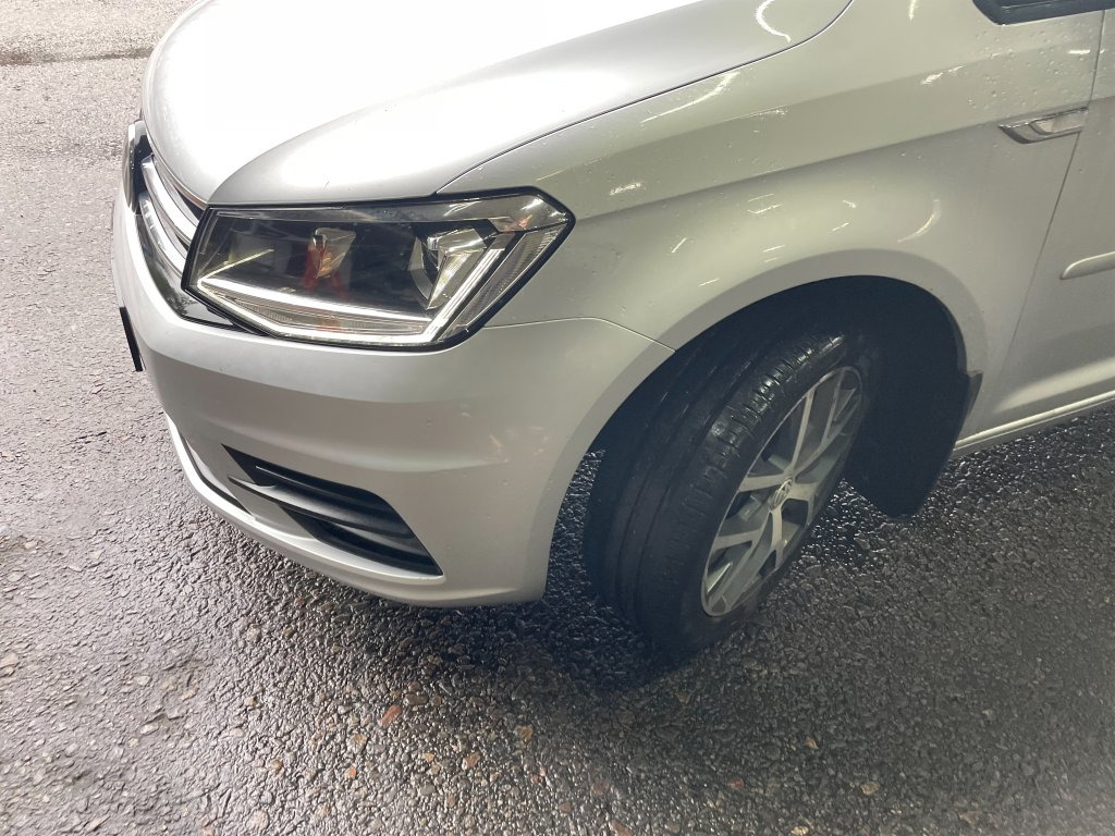 VOLKSWAGEN Caddy 4WD - Avtomobil: slika 5 VOLKSWAGEN Caddy 4WD - Avtomobil: slika 5