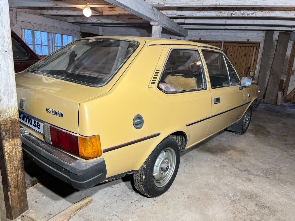 VOLVO 343 DL - Avtomobil: slika 3 VOLVO 343 DL - Avtomobil: slika 3