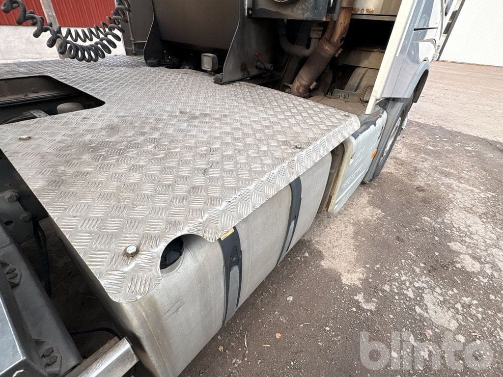 Vlačilec VOLVO: slika 18 Vlačilec VOLVO: slika 18