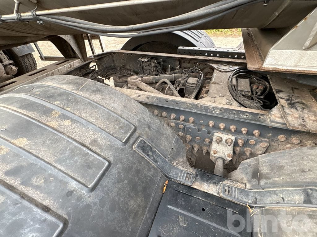 Vlačilec VOLVO: slika 12 Vlačilec VOLVO: slika 12