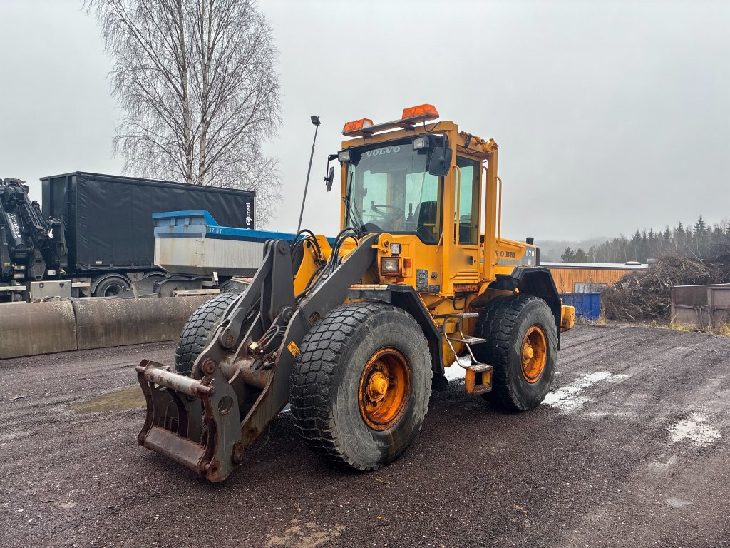 Volvo BM L70B - Kolesni nakladalec: slika 1 Volvo BM L70B - Kolesni nakladalec: slika 1