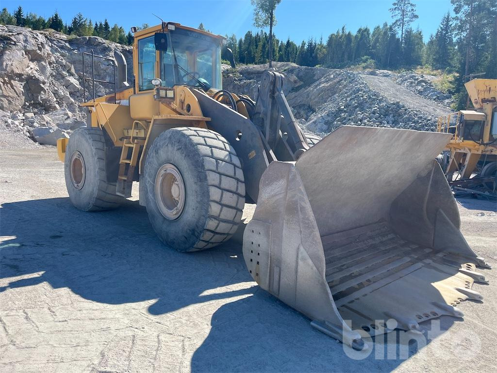 Volvo L220D - Kolesni nakladalec: slika 3 Volvo L220D - Kolesni nakladalec: slika 3