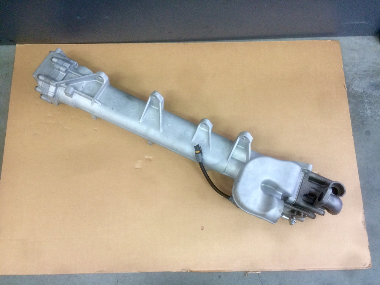 MODULO EGR (modulo ricircolo gas di scarico) - Motori MAN D2066 / D2676 - Euro 3 / Euro 4 - RIF. MAN 51081007047 - 51081007060 - 51081007063 - 51081007196 - EGR hladilnik: slika 4 MODULO EGR (modulo ricircolo gas di scarico) - Motori MAN D2066 / D2676 - Euro 3 / Euro 4 - RIF. MAN 51081007047 - 51081007060 - 51081007063 - 51081007196 - EGR hladilnik: slika 4