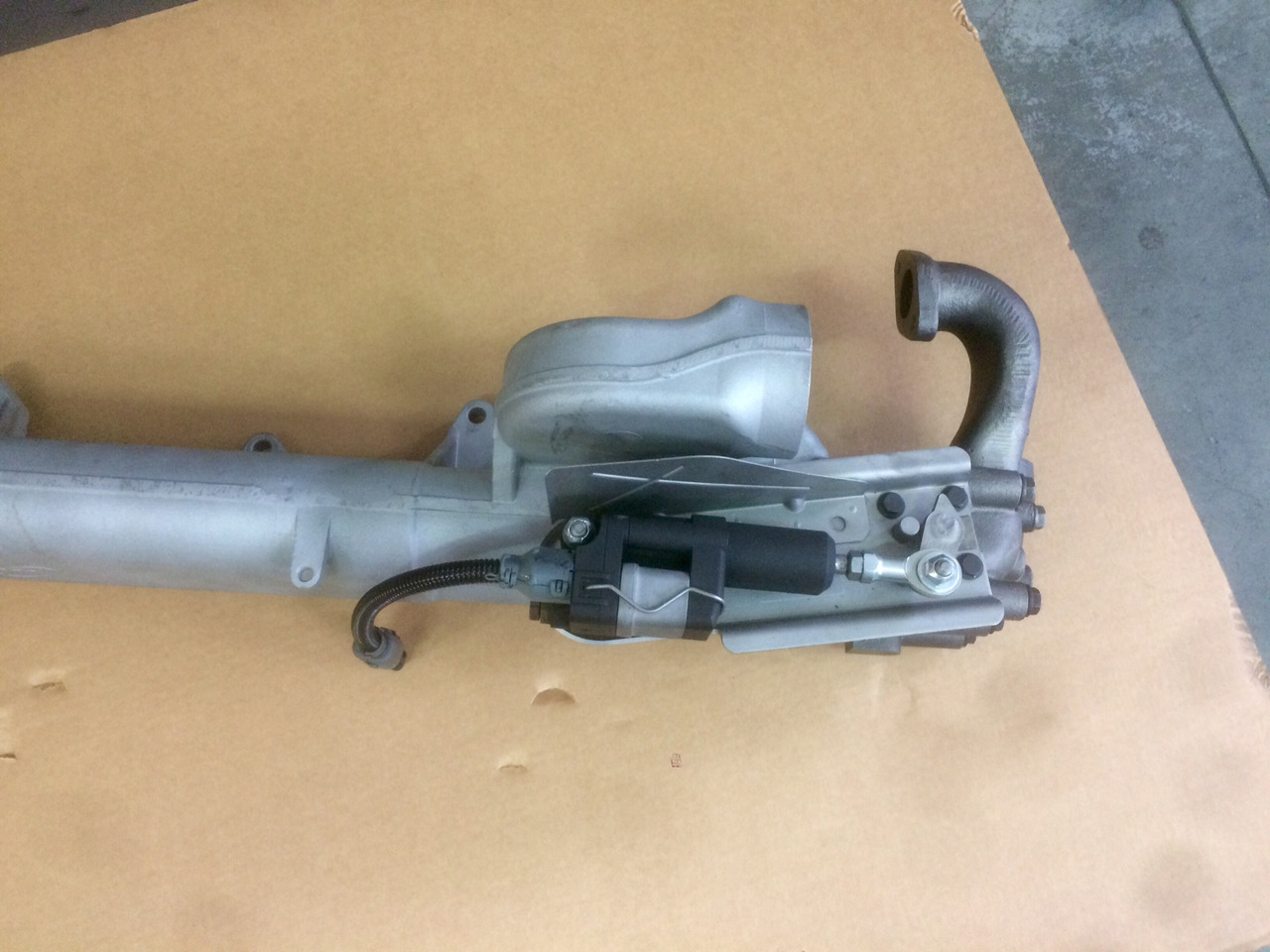 MODULO EGR (modulo ricircolo gas di scarico) - Motori MAN D2066 / D2676 - Euro 3 / Euro 4 - RIF. MAN 51081007047 - 51081007060 - 51081007063 - 51081007196 - EGR hladilnik: slika 3 MODULO EGR (modulo ricircolo gas di scarico) - Motori MAN D2066 / D2676 - Euro 3 / Euro 4 - RIF. MAN 51081007047 - 51081007060 - 51081007063 - 51081007196 - EGR hladilnik: slika 3