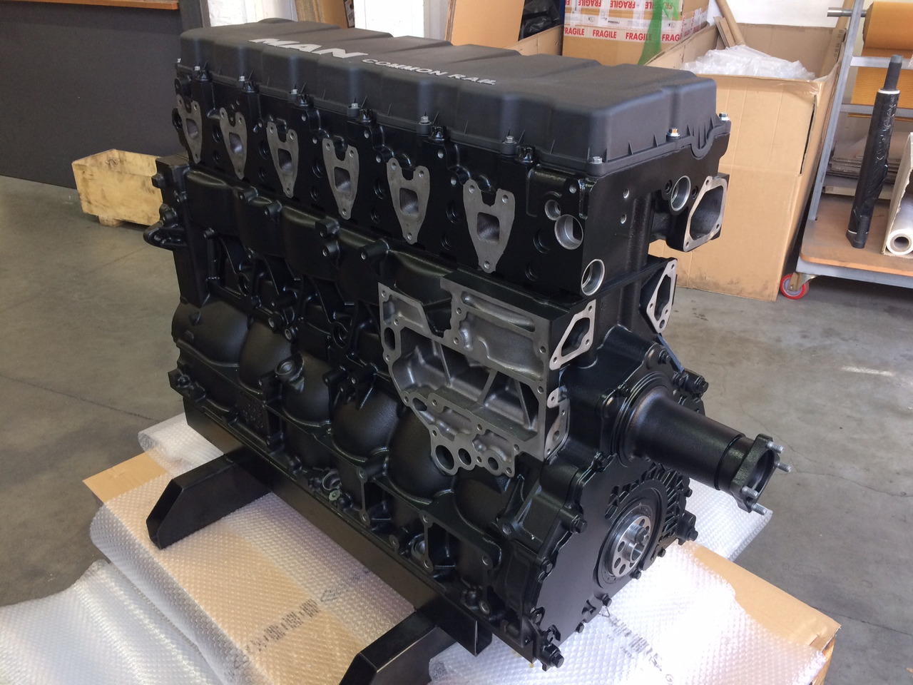 MOTORE ALLEGGERITO MAN D2676LF53 - 309kW / 420CV - Euro 6c - Motor: slika 2 MOTORE ALLEGGERITO MAN D2676LF53 - 309kW / 420CV - Euro 6c - Motor: slika 2