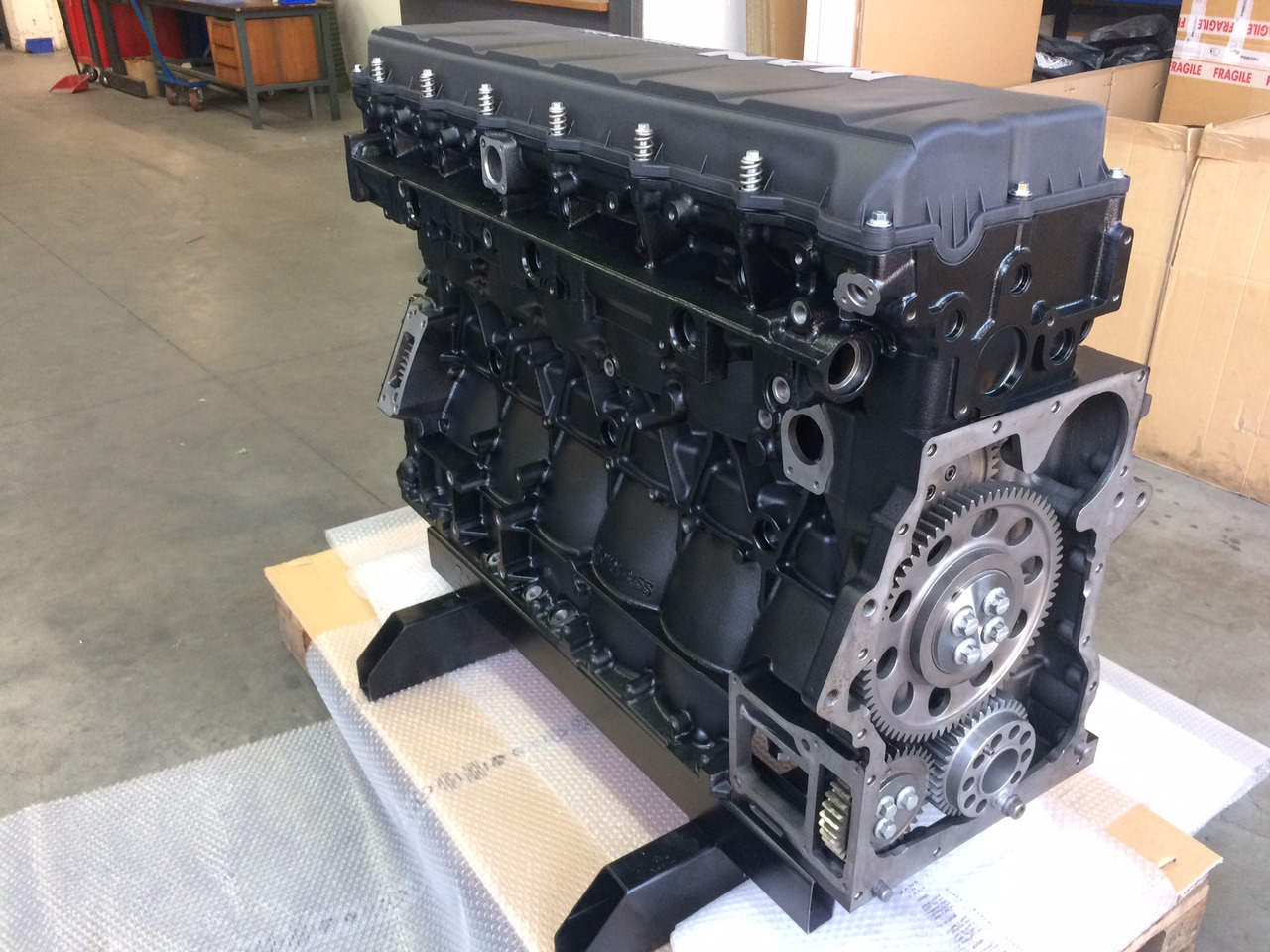 MOTORE ALLEGGERITO MAN D2676LF53 - 309kW / 420CV - Euro 6c - Motor: slika 4 MOTORE ALLEGGERITO MAN D2676LF53 - 309kW / 420CV - Euro 6c - Motor: slika 4