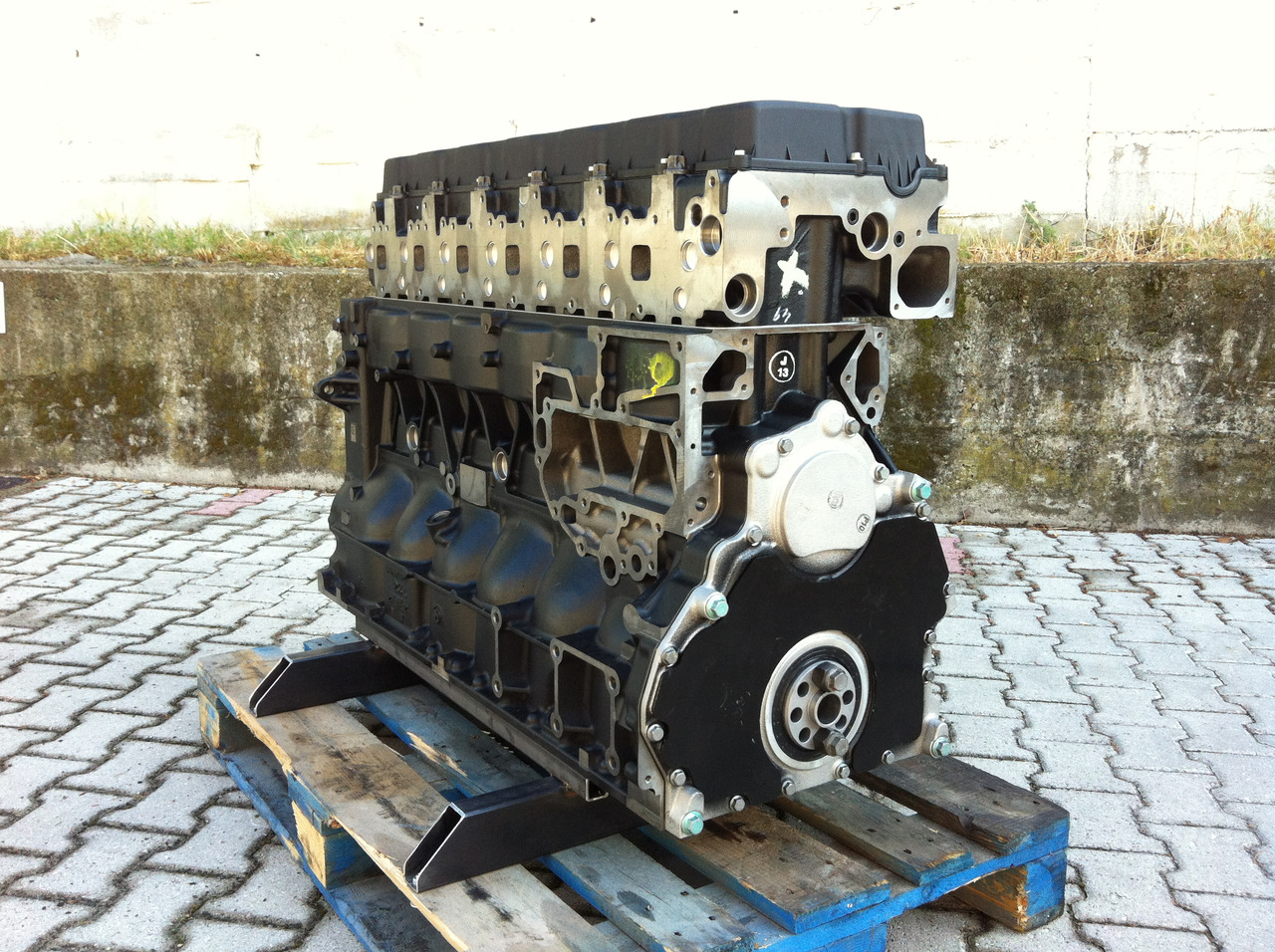 MOTORE MAN D2066LOH04 - Motor: slika 1 MOTORE MAN D2066LOH04 - Motor: slika 1
