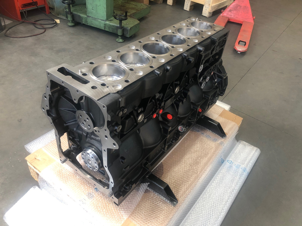 SHORTBLOCK / BLOCCO MOTORE MAN D2066 EURO6 (camion e bus) - Blok cilindra za Tovornjak: slika 4 SHORTBLOCK / BLOCCO MOTORE MAN D2066 EURO6 (camion e bus) - Blok cilindra za Tovornjak: slika 4