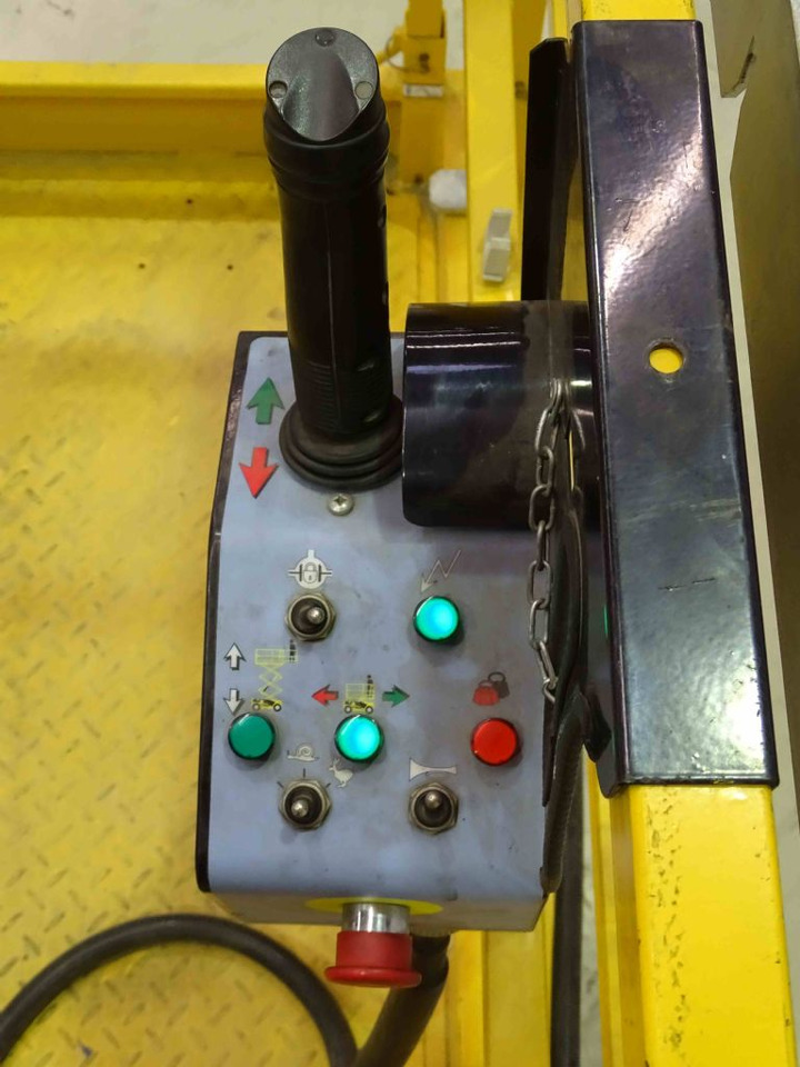 Haulotte COMPACT12RTE - Gradbeni stroj: slika 4 Haulotte COMPACT12RTE - Gradbeni stroj: slika 4