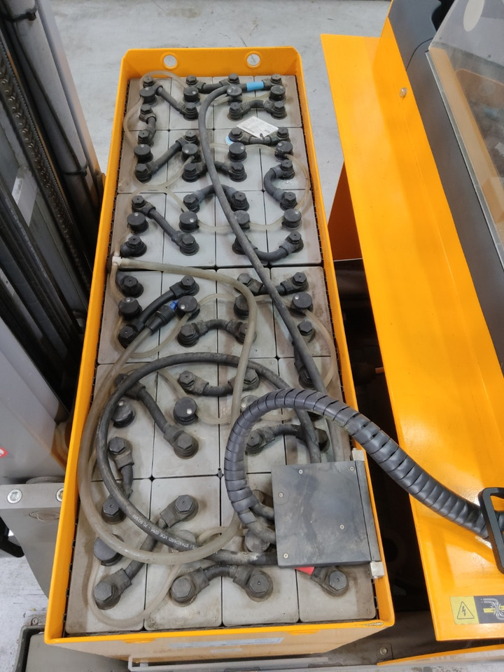 Jungheinrich ETV214 - Viličar s pomičnim teleskopom: slika 4 Jungheinrich ETV214 - Viličar s pomičnim teleskopom: slika 4