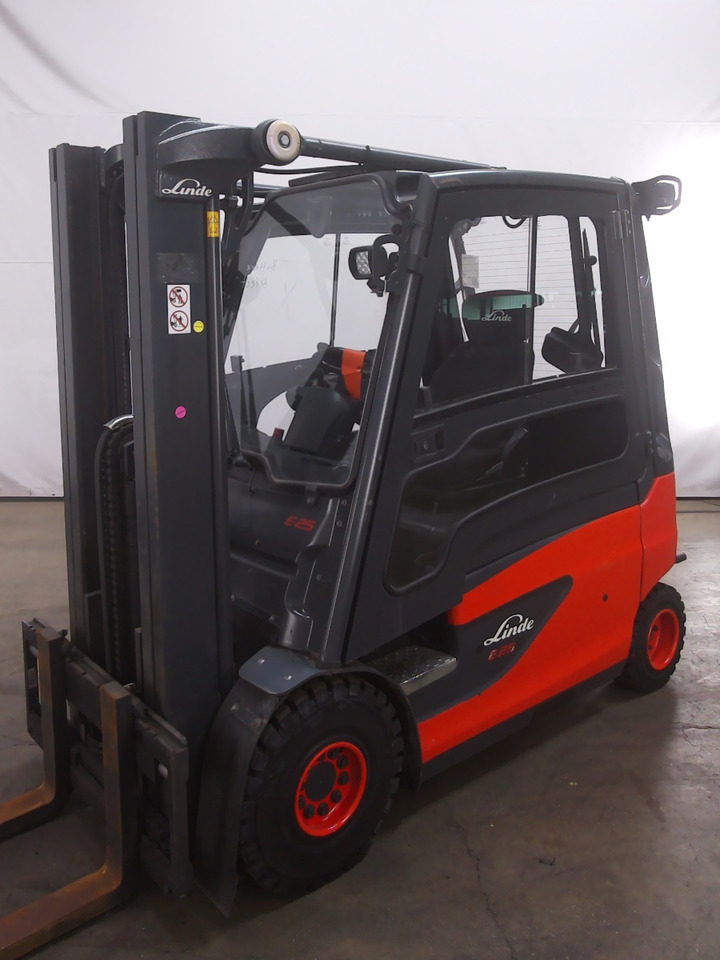 Linde E25L-01 - Električni viličar: slika 1 Linde E25L-01 - Električni viličar: slika 1