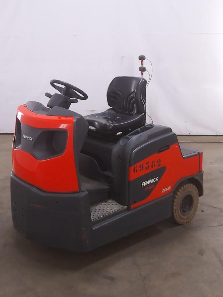 Linde P60 - Vlečni traktor: slika 1 Linde P60 - Vlečni traktor: slika 1