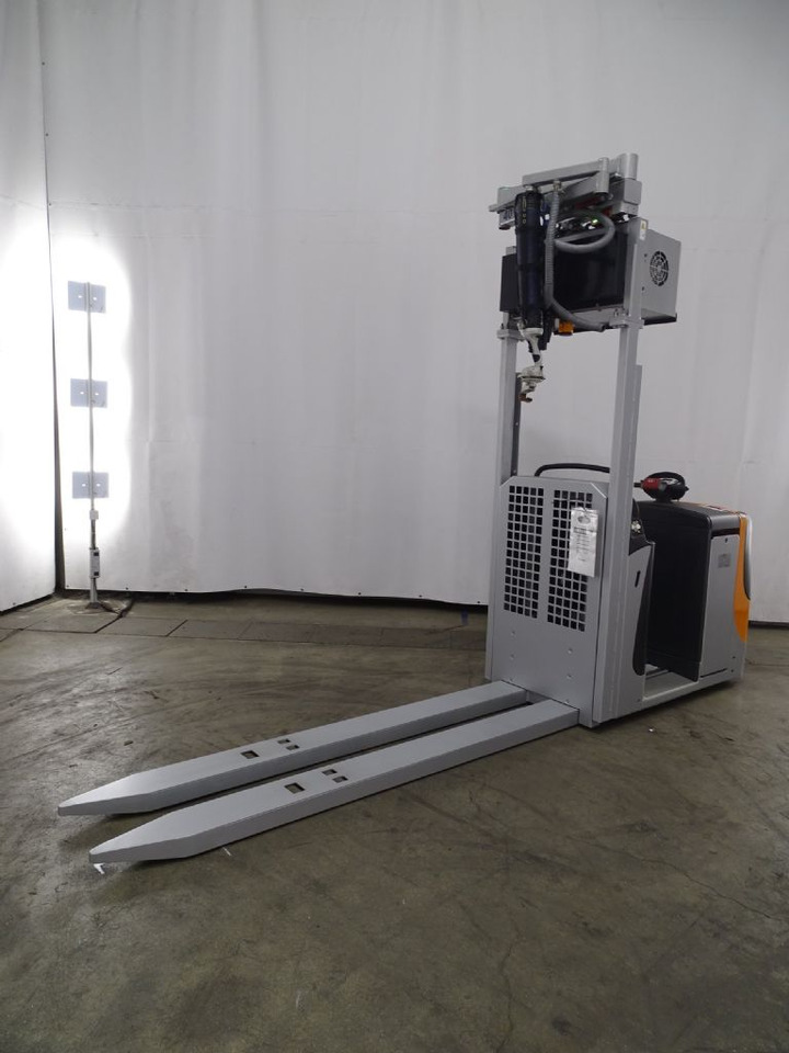 Still CXS16/ERGOPICK/BATT.NEU - Stroj za pripravo blaga: slika 1 Still CXS16/ERGOPICK/BATT.NEU - Stroj za pripravo blaga: slika 1