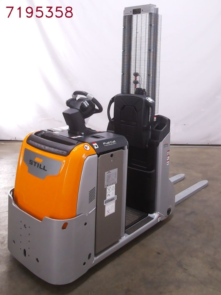 Still LTX-FF10 - Vlečni traktor: slika 2 Still LTX-FF10 - Vlečni traktor: slika 2