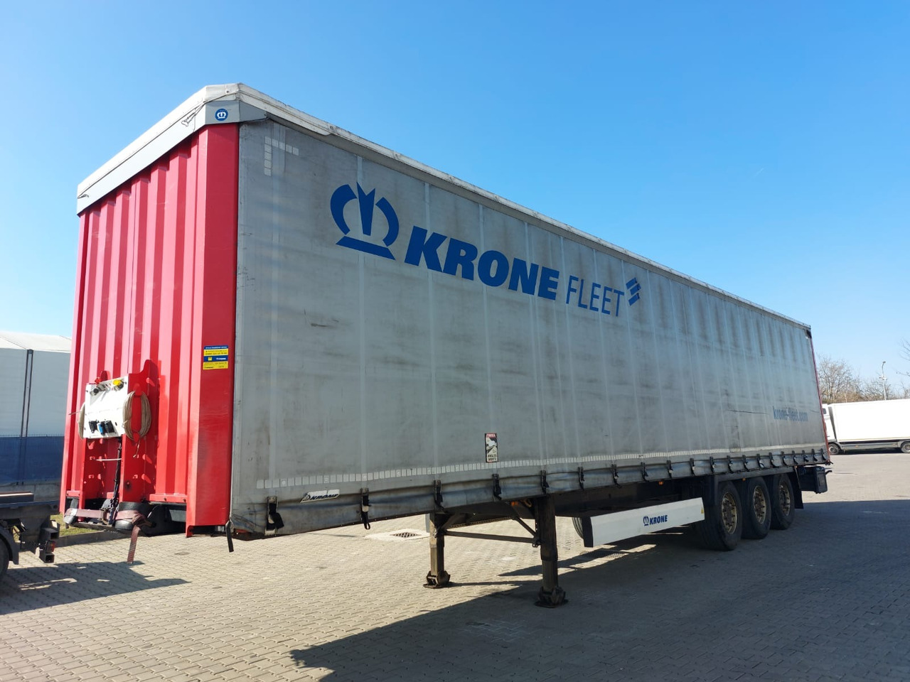 Krone SD - Polprikolica s ponjavo: slika 1 Krone SD - Polprikolica s ponjavo: slika 1