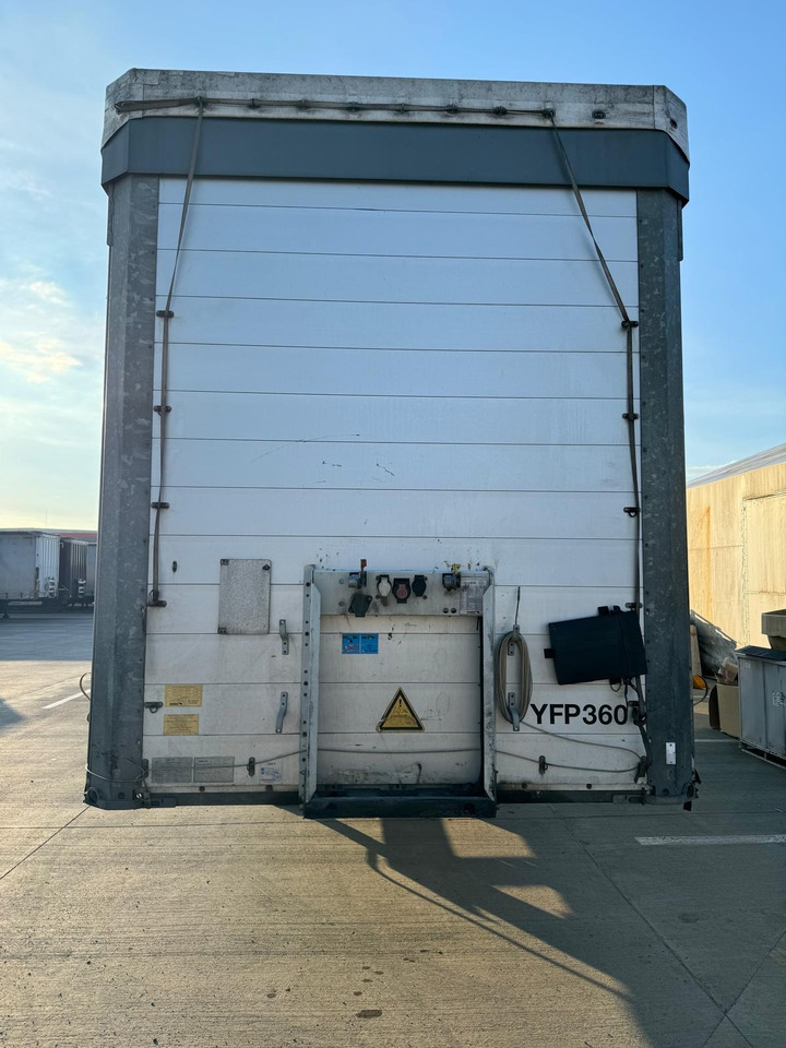 Schmitz Cargobull SCB*S3B - Polprikolica s ponjavo: slika 2 Schmitz Cargobull SCB*S3B - Polprikolica s ponjavo: slika 2
