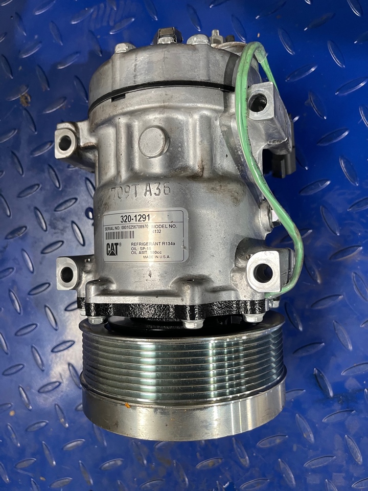 CATERPILLAR AC Clima compressor 320-1291 - Kompresor klime za Gradbeni stroj: slika 2 CATERPILLAR AC Clima compressor 320-1291 - Kompresor klime za Gradbeni stroj: slika 2