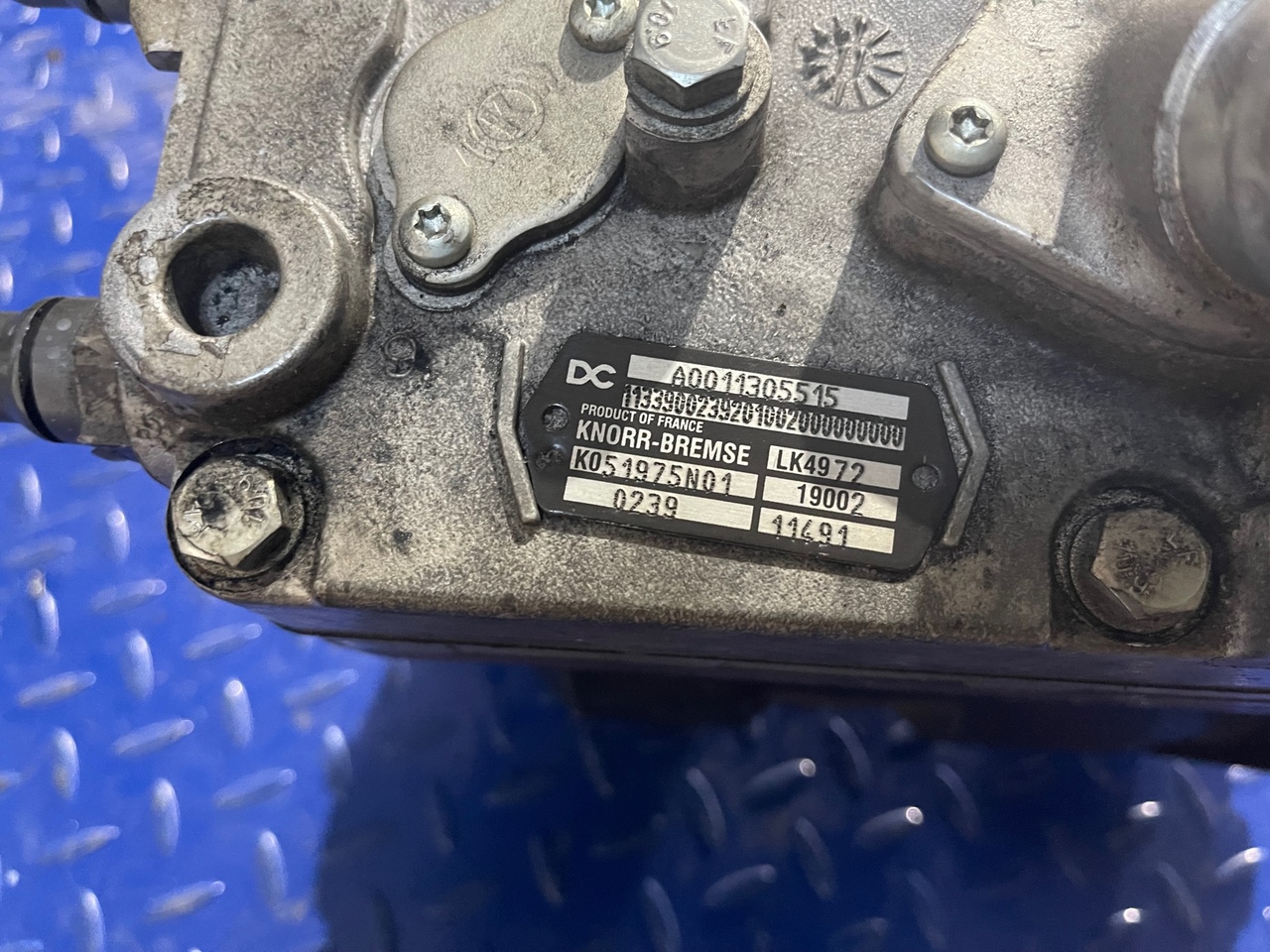 KNORR-BREMSE Mercedes Actros A0011305515 - Kompresor za Tovornjak: slika 4 KNORR-BREMSE Mercedes Actros A0011305515 - Kompresor za Tovornjak: slika 4