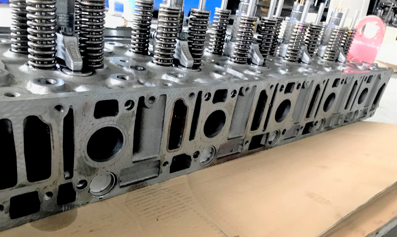 MERCEDES-BENZ Cylinderhead Actros MP4 Antos Arocs A4710107520 - Glava motorja za Tovornjak: slika 4 MERCEDES-BENZ Cylinderhead Actros MP4 Antos Arocs A4710107520 - Glava motorja za Tovornjak: slika 4