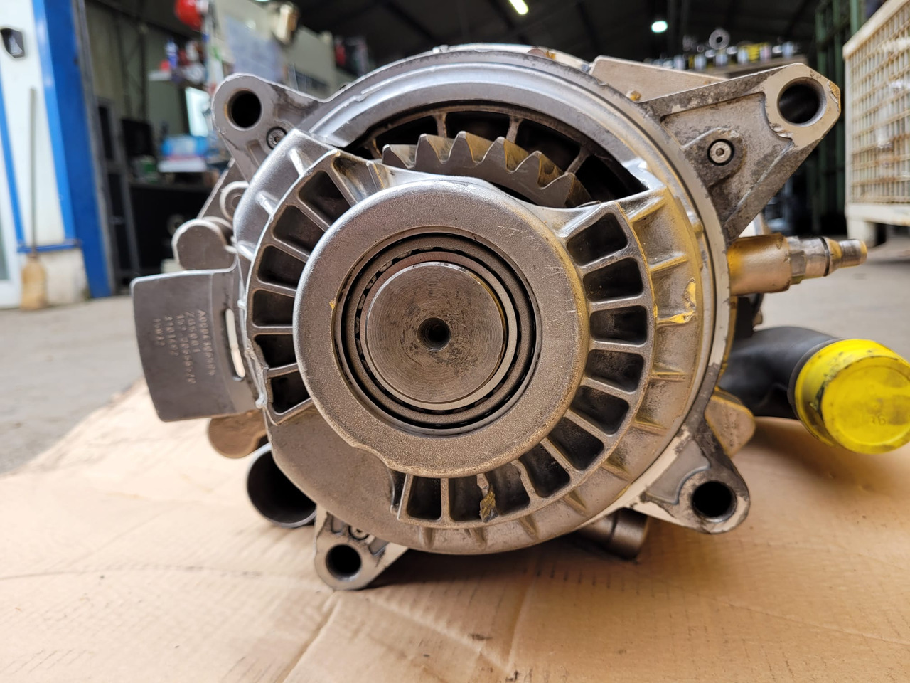 Nov Menjalnik in deli za Potovalni avtobus MERCEDES TOURISMO EURO 6 Reconditioned Retarder: slika 8 Nov Menjalnik in deli za Potovalni avtobus MERCEDES TOURISMO EURO 6 Reconditioned Retarder: slika 8