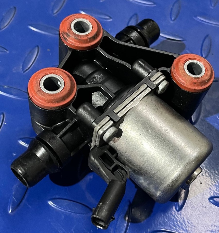 Mercedes Actros MP4 Euro 5, 6 Adblue Heater Valve A0001531059 - Izpušni sistem za Tovornjak: slika 2 Mercedes Actros MP4 Euro 5, 6 Adblue Heater Valve A0001531059 - Izpušni sistem za Tovornjak: slika 2