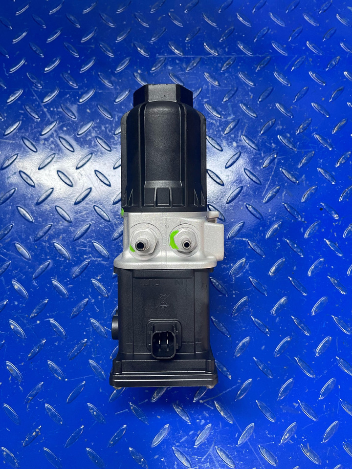 Mercedes Benz Actros MP4 Adblue Pump Euro 6 - Izpušni sistem za Tovornjak: slika 2 Mercedes Benz Actros MP4 Adblue Pump Euro 6 - Izpušni sistem za Tovornjak: slika 2