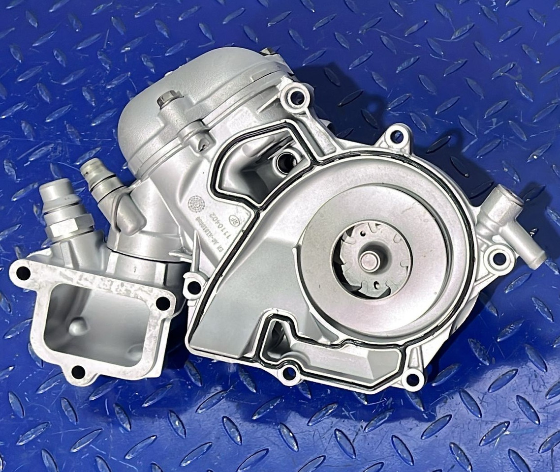Mercedes Benz Waterpump Atego OM936 - Vodna črpalka: slika 5 Mercedes Benz Waterpump Atego OM936 - Vodna črpalka: slika 5