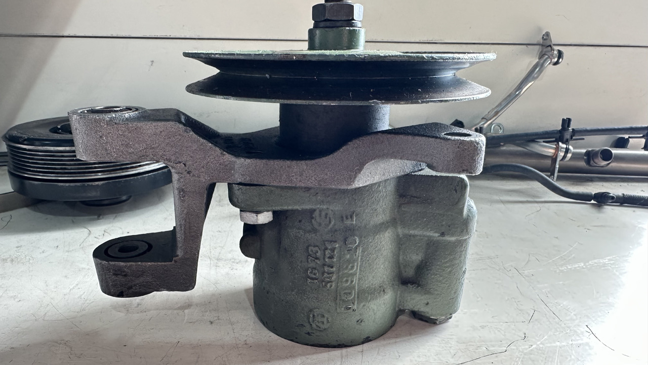 Mercedes Servo Hidraulik Pump 7673955546 - Hidravlična črpalka: slika 3 Mercedes Servo Hidraulik Pump 7673955546 - Hidravlična črpalka: slika 3