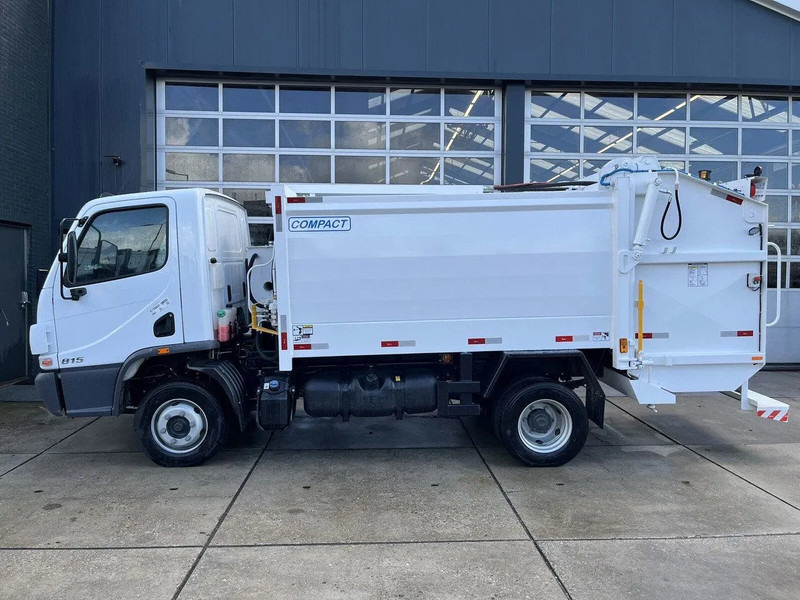 Mercedes-Benz Accelo 815 4x2 Garbage Compactor (2 units) Accelo 815 4x2 Garbage Compactor (2 units) - Smetarski tovornjak: slika 2 Mercedes-Benz Accelo 815 4x2 Garbage Compactor (2 units) Accelo 815 4x2 Garbage Compactor (2 units) - Smetarski tovornjak: slika 2