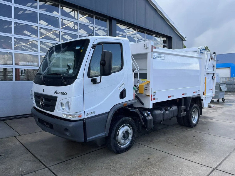 Mercedes-Benz Accelo 815 4x2 Garbage Compactor (2 units) Accelo 815 4x2 Garbage Compactor (2 units) - Smetarski tovornjak: slika 1 Mercedes-Benz Accelo 815 4x2 Garbage Compactor (2 units) Accelo 815 4x2 Garbage Compactor (2 units) - Smetarski tovornjak: slika 1