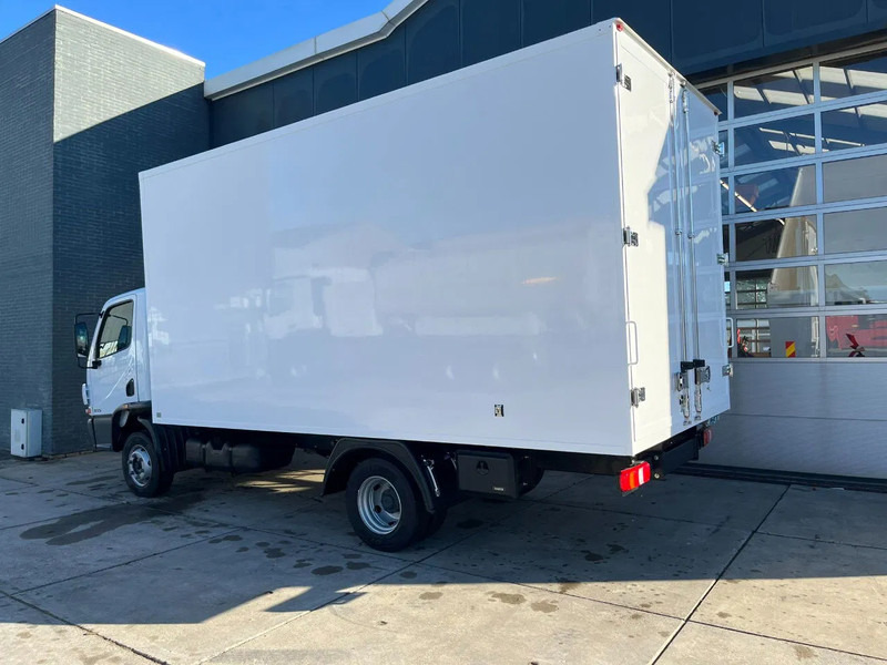 Mercedes-Benz Accelo 915 4x2 Closed Cargo Truck - Tovornjak zabojnik: slika 3 Mercedes-Benz Accelo 915 4x2 Closed Cargo Truck - Tovornjak zabojnik: slika 3