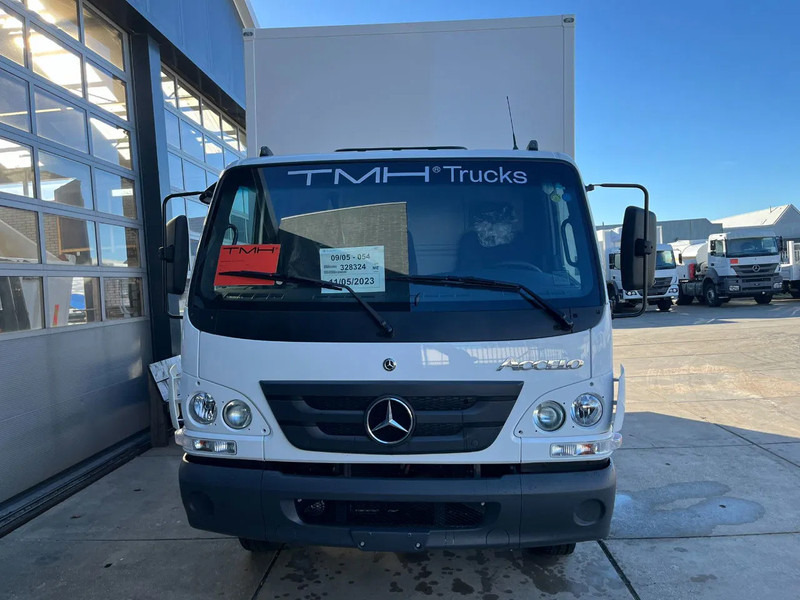 Mercedes-Benz Accelo 915 4x2 Closed Cargo Truck - Tovornjak zabojnik: slika 4 Mercedes-Benz Accelo 915 4x2 Closed Cargo Truck - Tovornjak zabojnik: slika 4