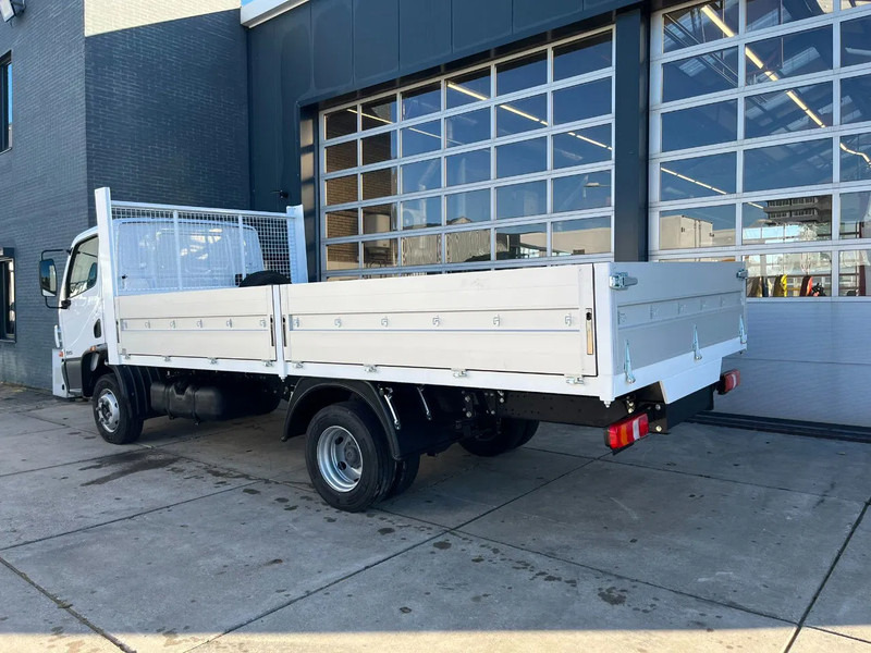 Mercedes-Benz Accelo 915 4x2 Flatbed with dropsides - Tovornjak s kesonom: slika 3 Mercedes-Benz Accelo 915 4x2 Flatbed with dropsides - Tovornjak s kesonom: slika 3