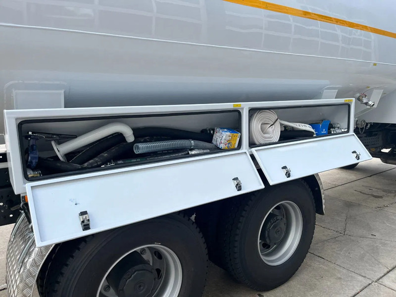 Nov Tovornjak cisterna Mercedes-Benz Arocs 3340 6x4 Water Tank Truck: slika 16
