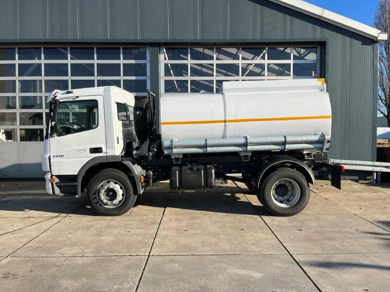 Mercedes-Benz Atego 1418 4x2 Fuel Tank Truck - Tovornjak cisterna: slika 2 Mercedes-Benz Atego 1418 4x2 Fuel Tank Truck - Tovornjak cisterna: slika 2
