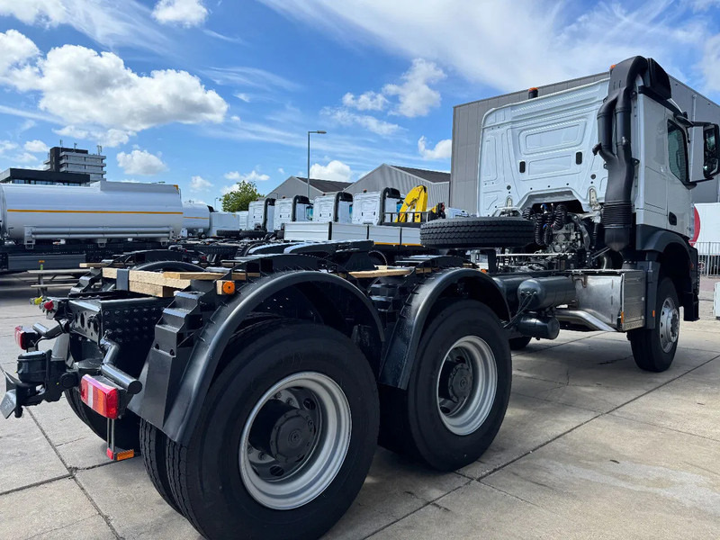 Mercedes-Benz Arocs 4058 AS 6x6 Tractor Head 180T Push Pull EURO-3 - Vlačilec: slika 4 Mercedes-Benz Arocs 4058 AS 6x6 Tractor Head 180T Push Pull EURO-3 - Vlačilec: slika 4