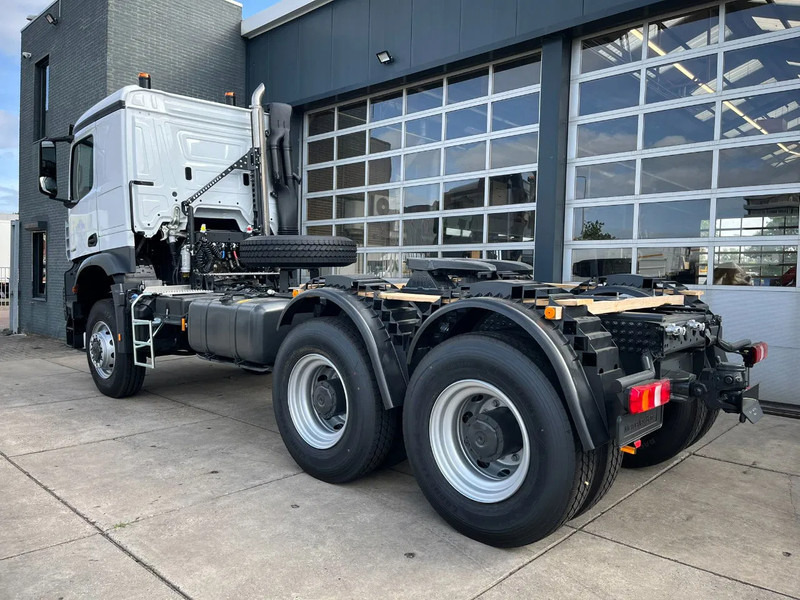 Mercedes-Benz Arocs 4058 AS 6x6 Tractor Head 180T Push Pull EURO-5 - Vlačilec: slika 3 Mercedes-Benz Arocs 4058 AS 6x6 Tractor Head 180T Push Pull EURO-5 - Vlačilec: slika 3